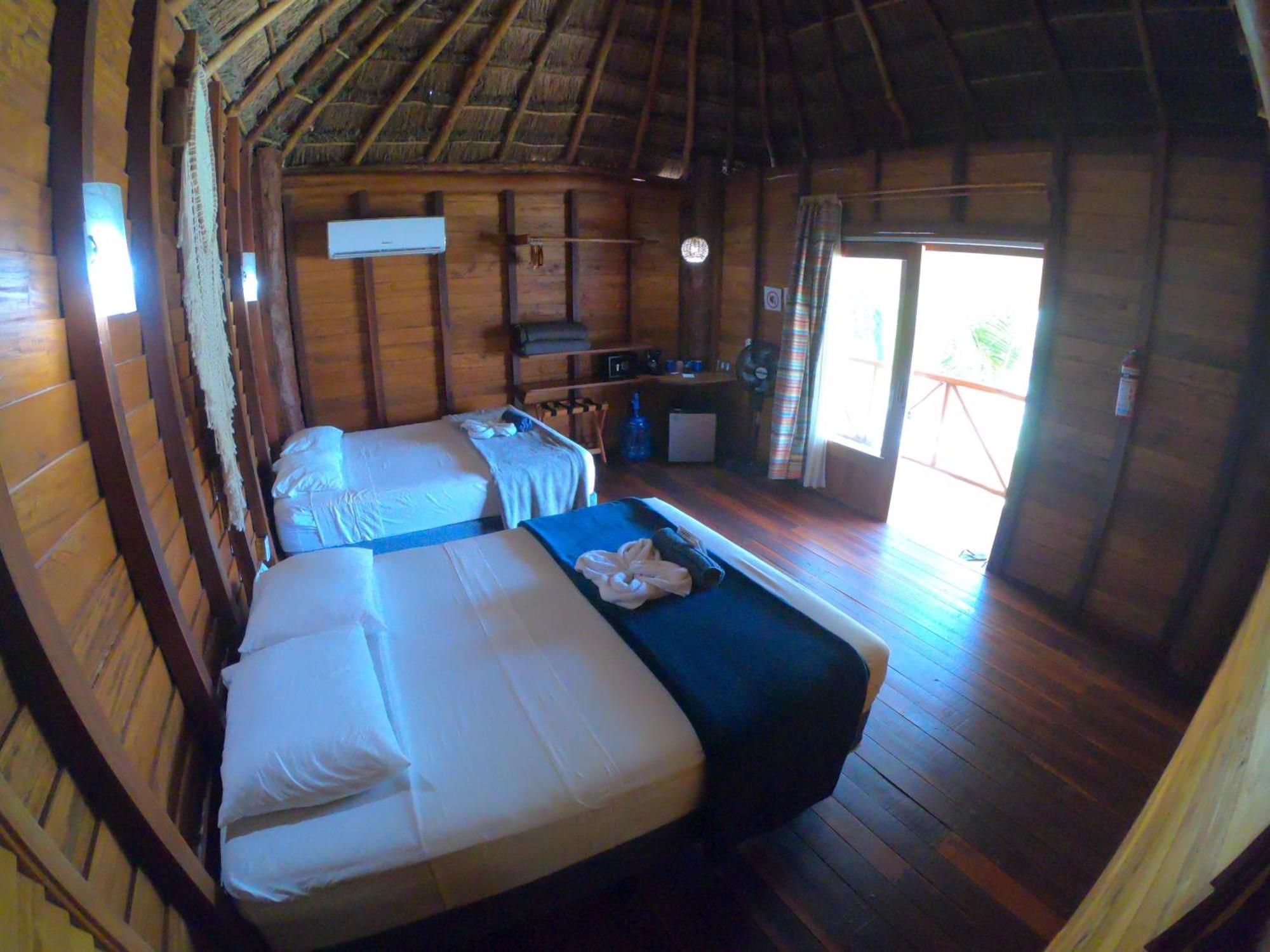 Palmeras De Mahahual Cabanas الغرفة الصورة